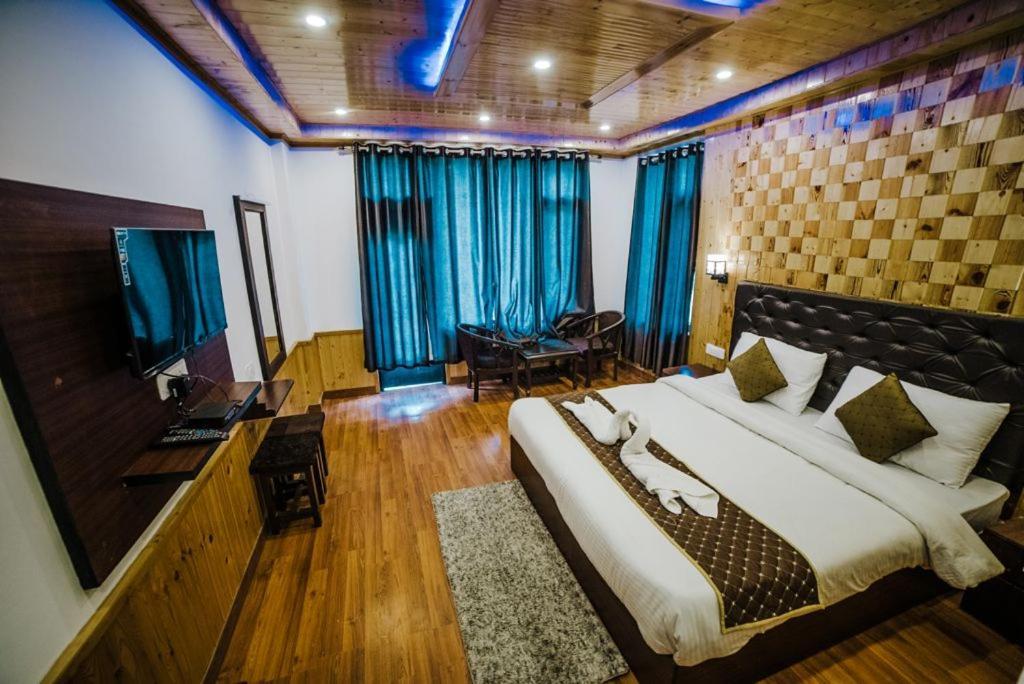 Hotel Black Magic Manāli Exteriér fotografie